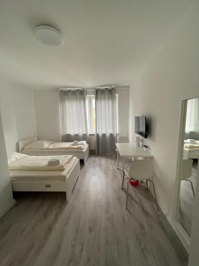 Hotel Tyros Und Gaestehaus Am Weidendamm