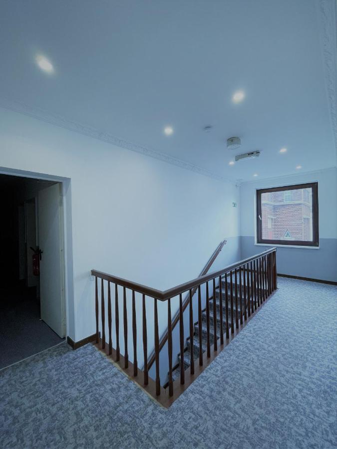 Tyros Und Gaestehaus Am Weidendamm 3* Hannover